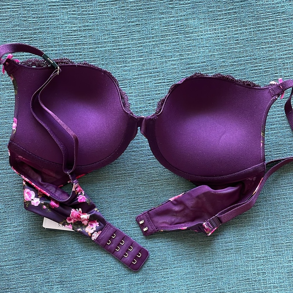 VS Dream Angels Push Up Bra - Picture 4 of 6